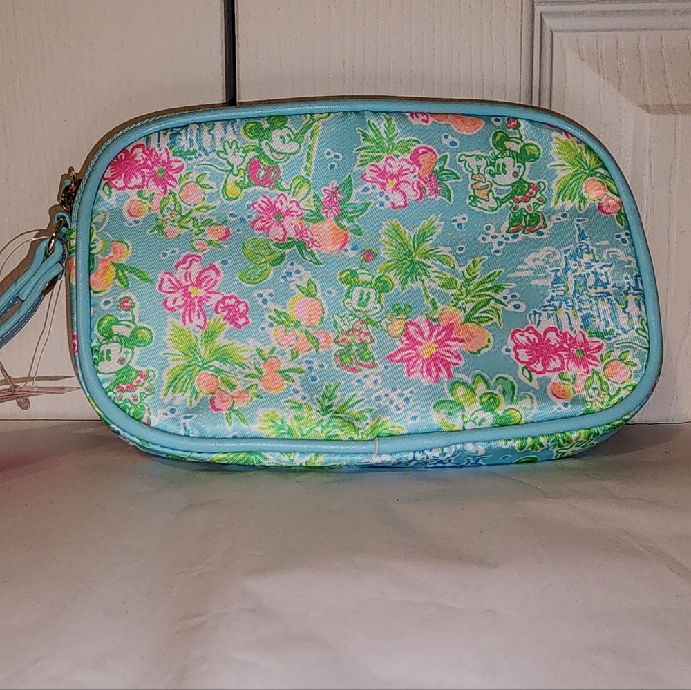 Disney x Lilly Pulitzer Gillie Wristlet NWT